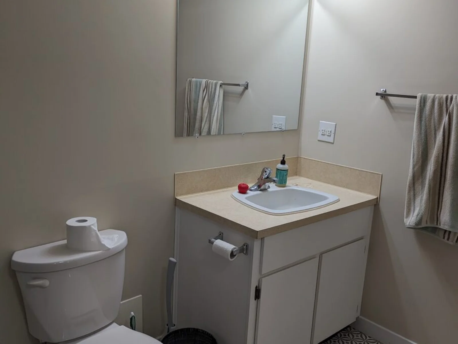 Photo 8